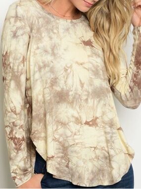 Women's Long-Sleeve Tie-Dye Pocket Top - Neutral Beige